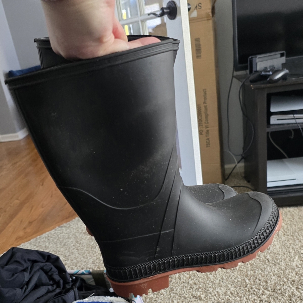 Black Rubber Boots with Reddish Brown Soles